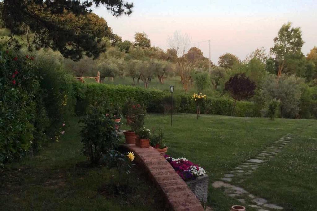Agriturismo La Bicocca - Apt. "Il Leccio" Castel Rigone Pokoj fotografie